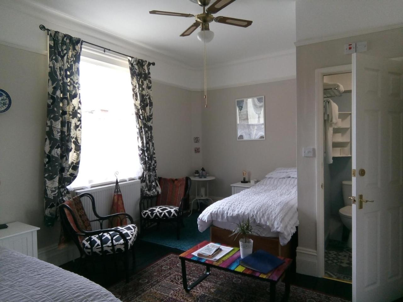 Bed and Breakfast Rosslyn Court à Margate Extérieur photo