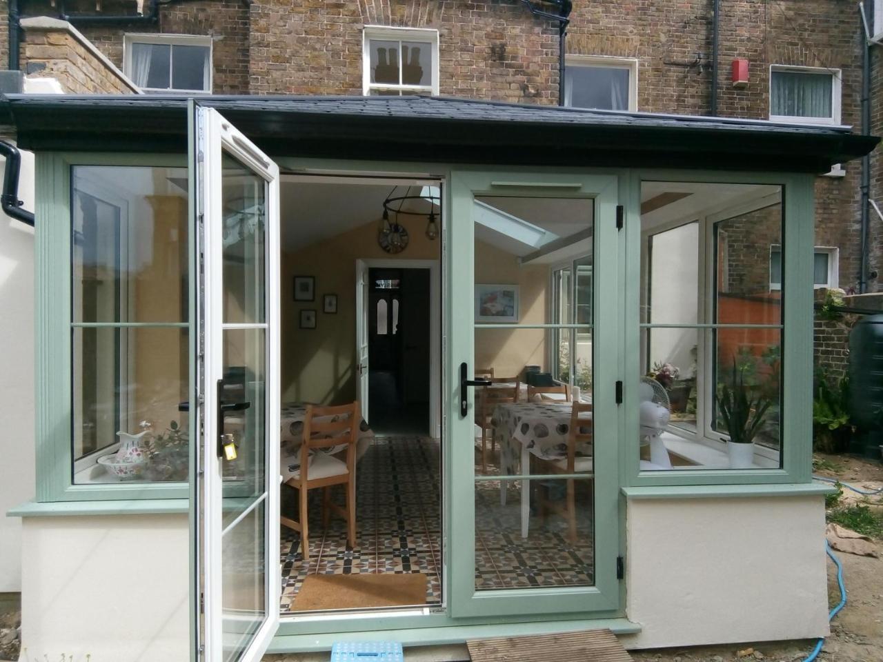 Bed and Breakfast Rosslyn Court à Margate Extérieur photo